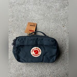 NWT Fjallraven hip pack